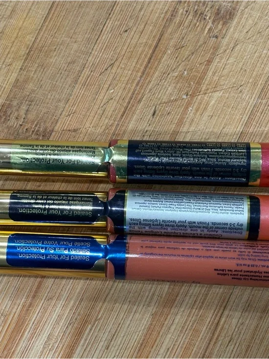 Lipsense Bundle - Picture 3 of 4